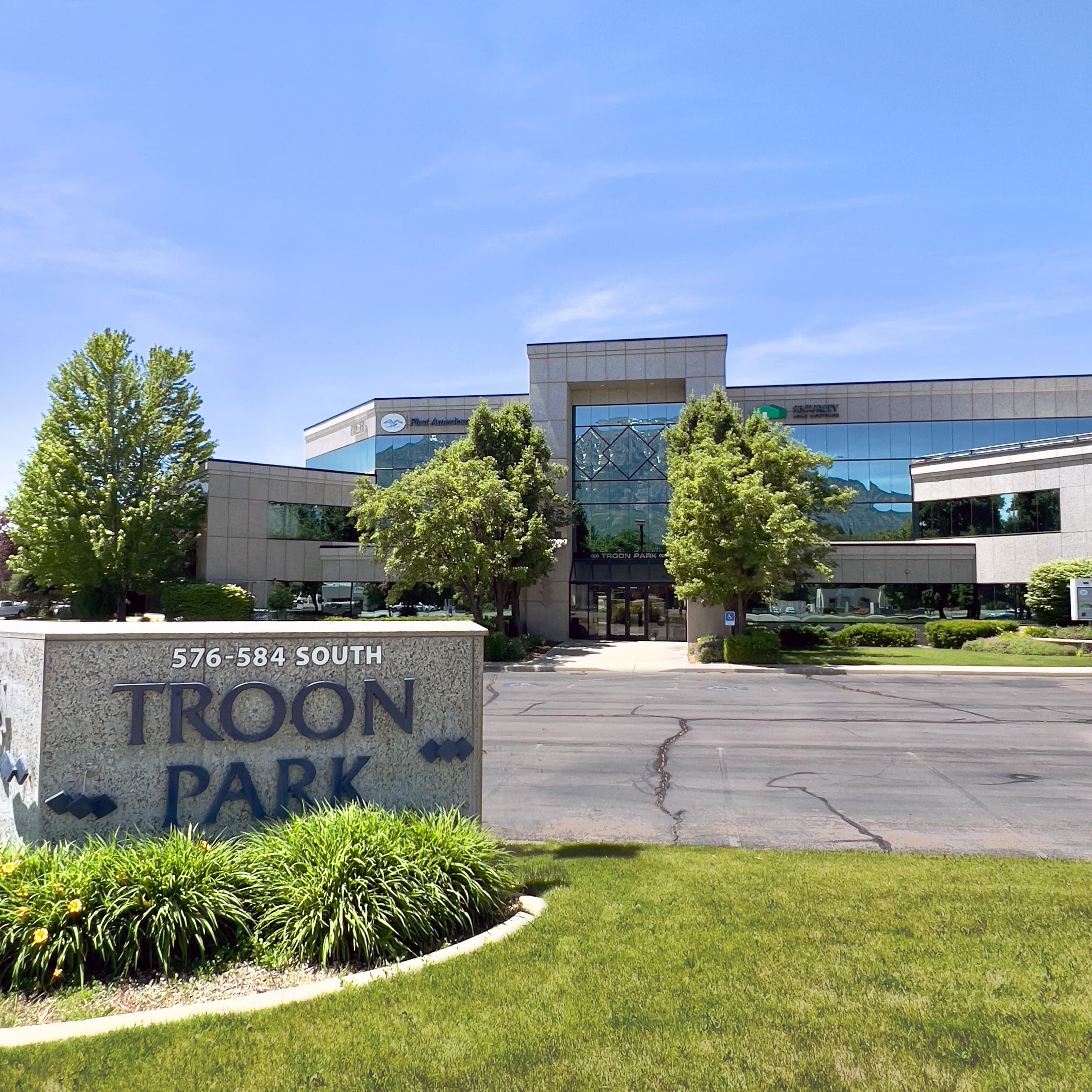 AlignedWest Chiropractic Clinic Front